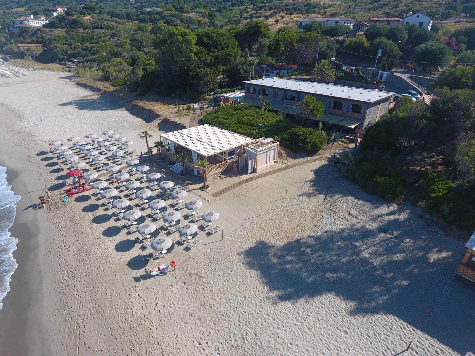 Residence Le Palme - Appartamenti Sul Mare - Spiaggia Tra Palinuro E Caprioli Pisciotta Exterior photo