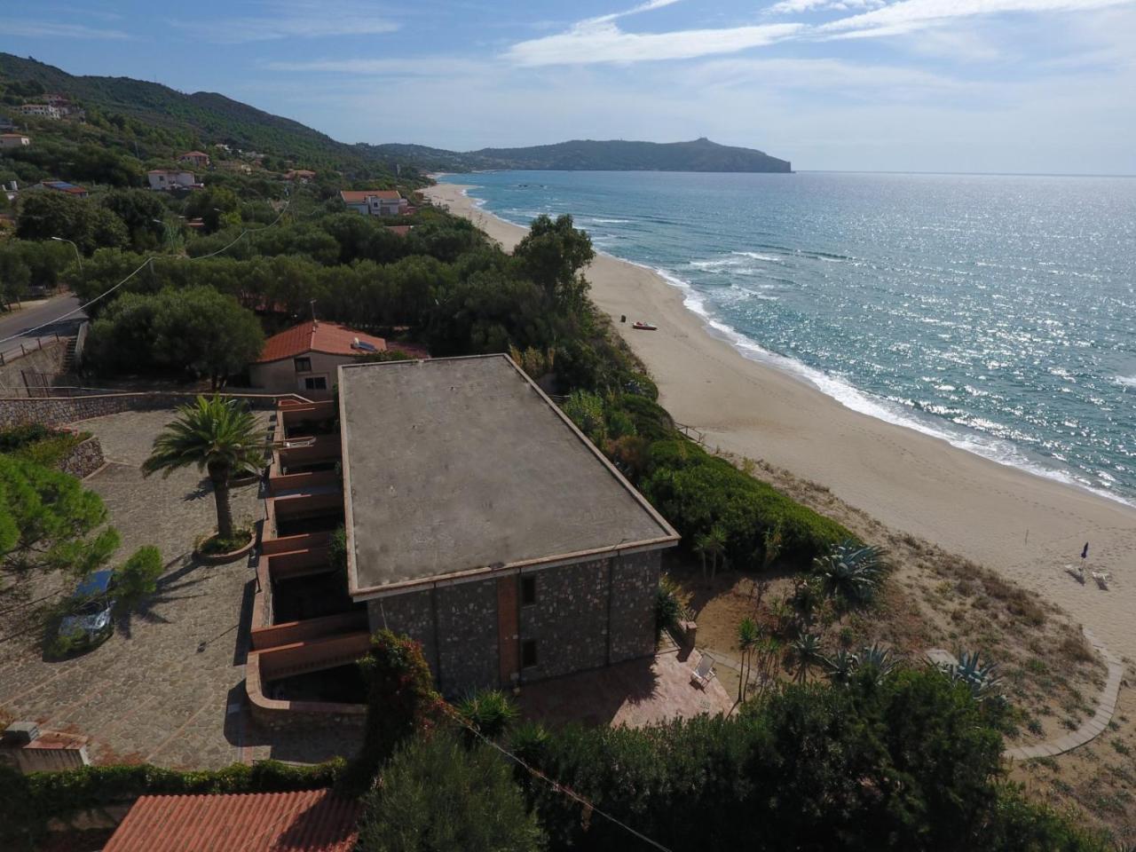 Residence Le Palme - Appartamenti Sul Mare - Spiaggia Tra Palinuro E Caprioli Pisciotta Exterior photo